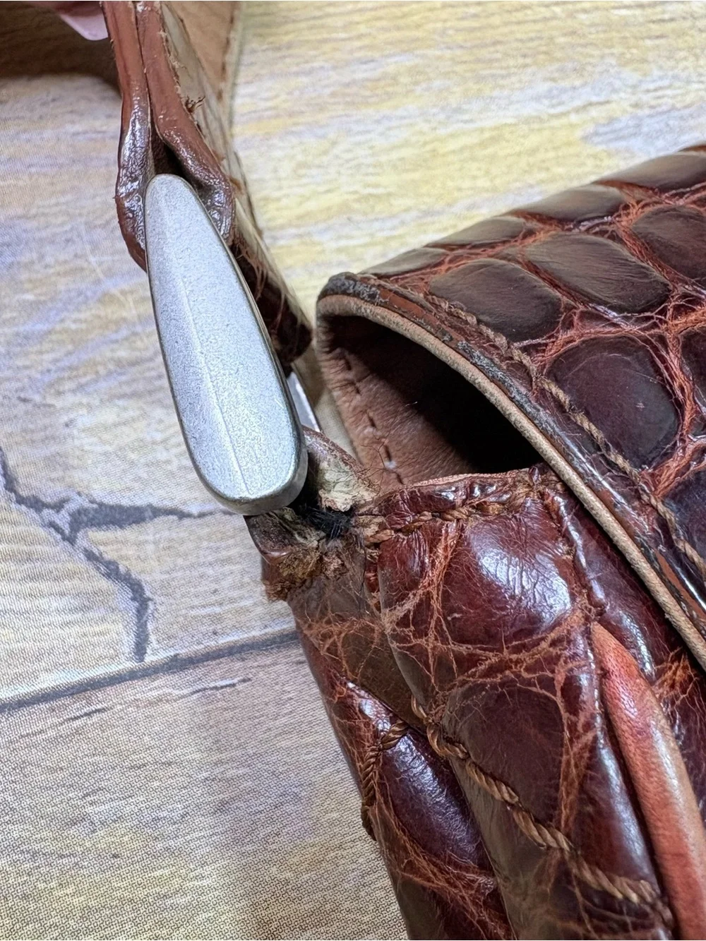 Brown Croc-Embossed Leather Crossbody Bag 100% real Alligator